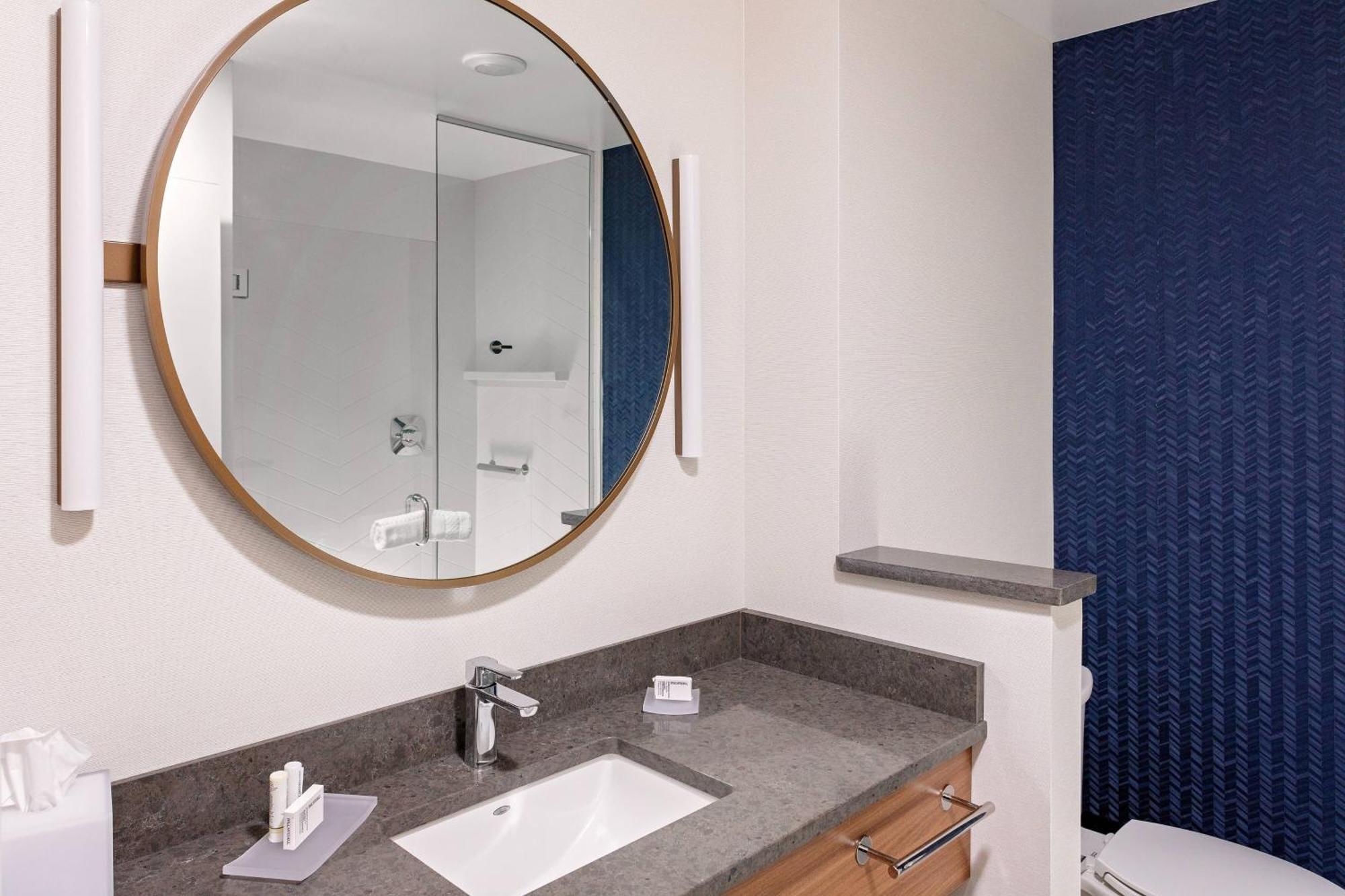 Fairfield Inn & Suites By Marriott Queensbury Glens Falls/Lake George Ngoại thất bức ảnh
