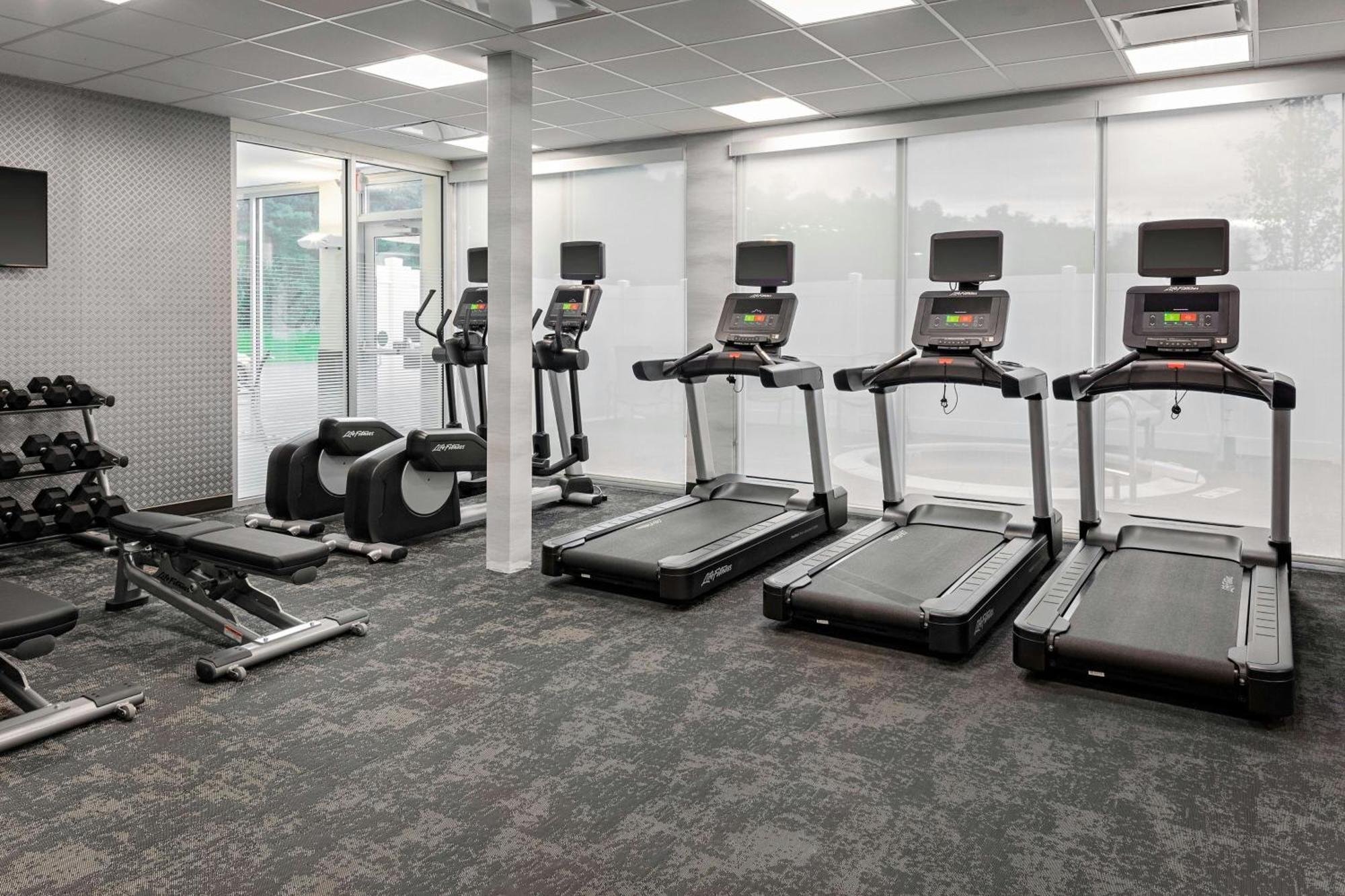Fairfield Inn & Suites By Marriott Queensbury Glens Falls/Lake George Ngoại thất bức ảnh